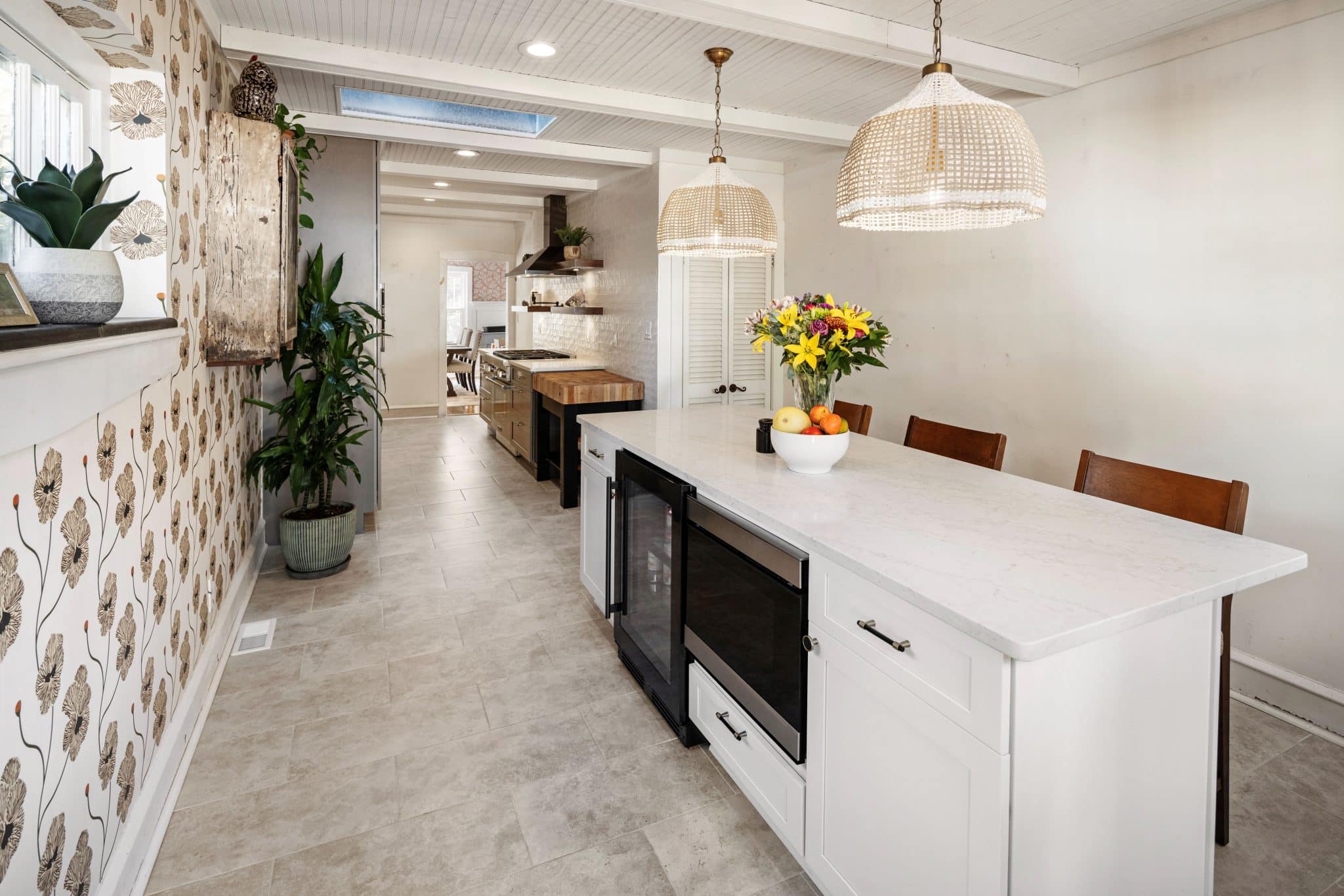 Traditional/Transitional Kitchen Remodel by R Builders project photo